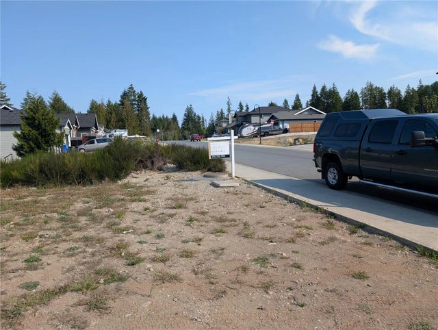 4 of 24 - 149 Edgewood Dr, Lake Cowichan, BC