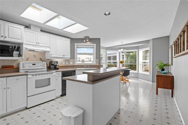 1 of 43 - 6325 Metral Dr 46, Nanaimo, BC