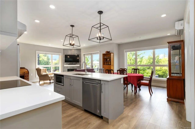 3 of 47 - 741 Travino Lane 204, Saanich, BC