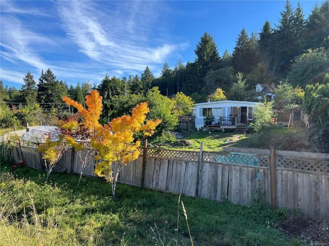 2 of 38 - 5010 Grouhel Rd, Ladysmith, BC