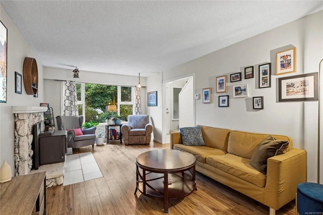 5 of 27 - 3711 Long Lake Terr, Nanaimo, BC