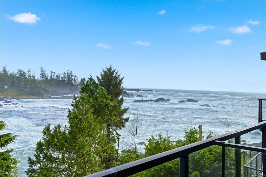 596 Marine Dr 306, Ucluelet