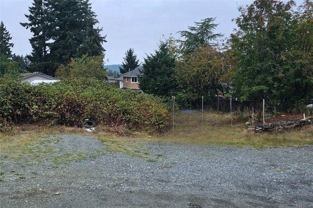 5 of 13 - 1756 Meredith Rd, Nanaimo, BC