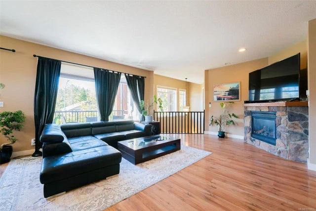 5 of 39 - 3224 Willowmere Cres, Nanaimo, BC