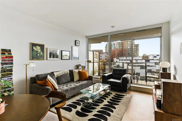 4 of 34 - 369 Tyee Rd 507, Victoria, BC