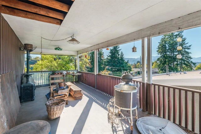 5 of 17 - 3868 Glenside Rd, Port Alberni, BC