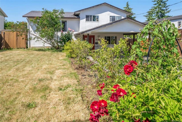 1 of 50 - 186 Acacia Ave, Nanaimo, BC
