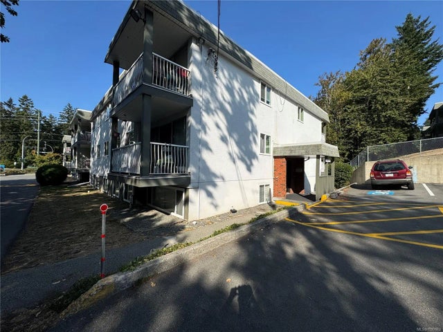 2 of 9 - 1097 Bowen Rd 1304, Nanaimo, BC