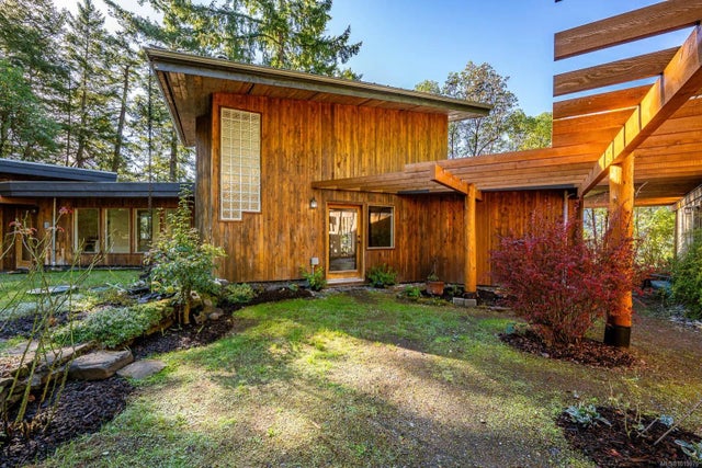 2 of 52 - 6161 Lacon Rd, Denman Island, BC