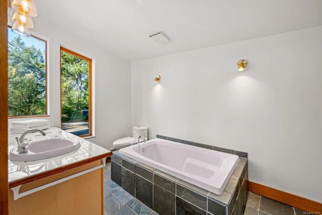 5 of 52 - 6161 Lacon Rd, Denman Island, BC