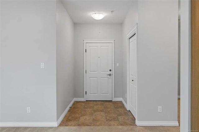 3 of 37 - 2115 Meredith Rd 206, Nanaimo, BC