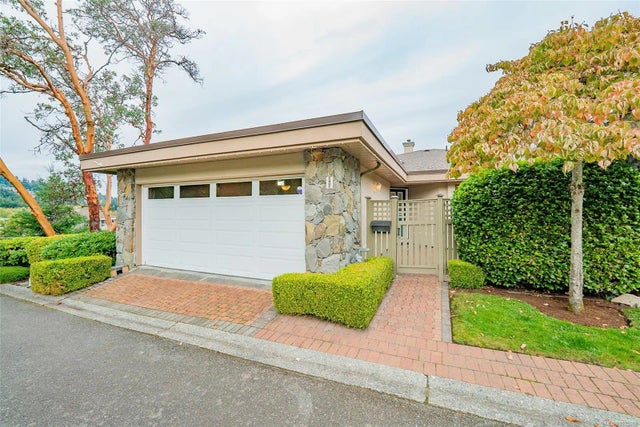 1 of 46 - 4991 Bella Vista Cres 11, Nanaimo, BC