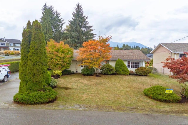 1 of 24 - 10880 Grandview Rd, Saltair, BC