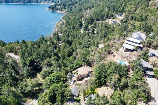 1 of 63 - 567 Maple Mountain Rd, Duncan, BC