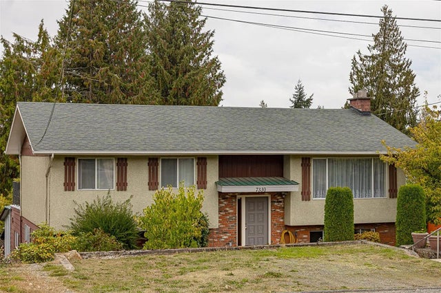 1 of 56 - 7330 Rossiter Ave Sw, Lantzville, BC