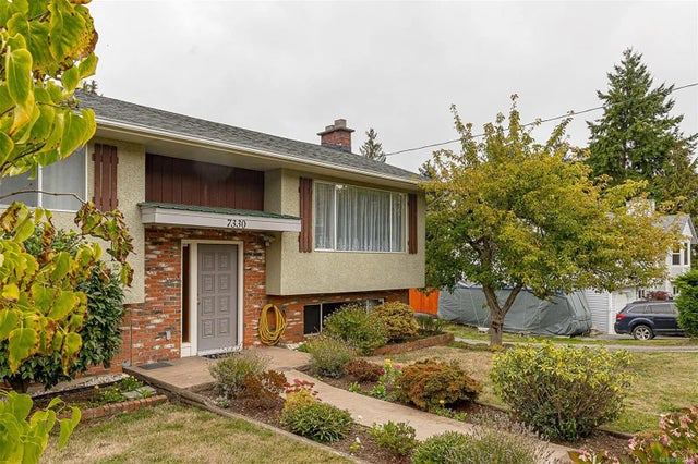 2 of 56 - 7330 Rossiter Ave Sw, Lantzville, BC