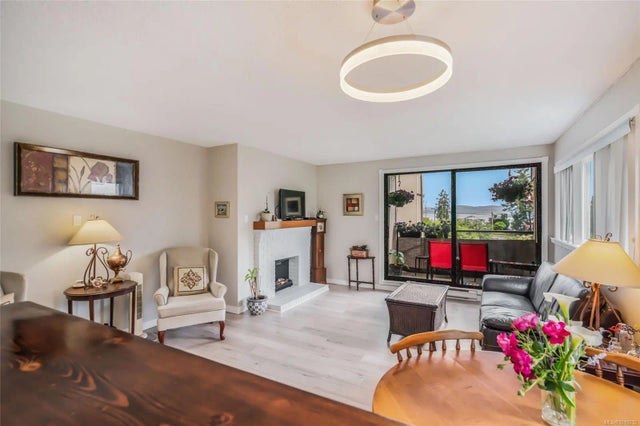 2 of 38 - 309 Morison Ave 201, Parksville, BC