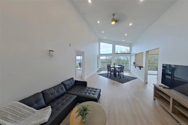 4 of 27 - 2087 Pioneer Hill Dr, Port McNeill, BC