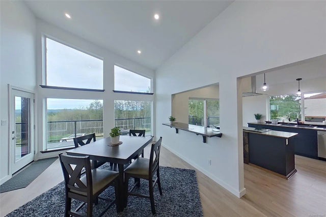 5 of 27 - 2087 Pioneer Hill Dr, Port McNeill, BC