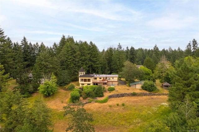 1 of 87 - 2439 Calais Rd, Duncan, BC