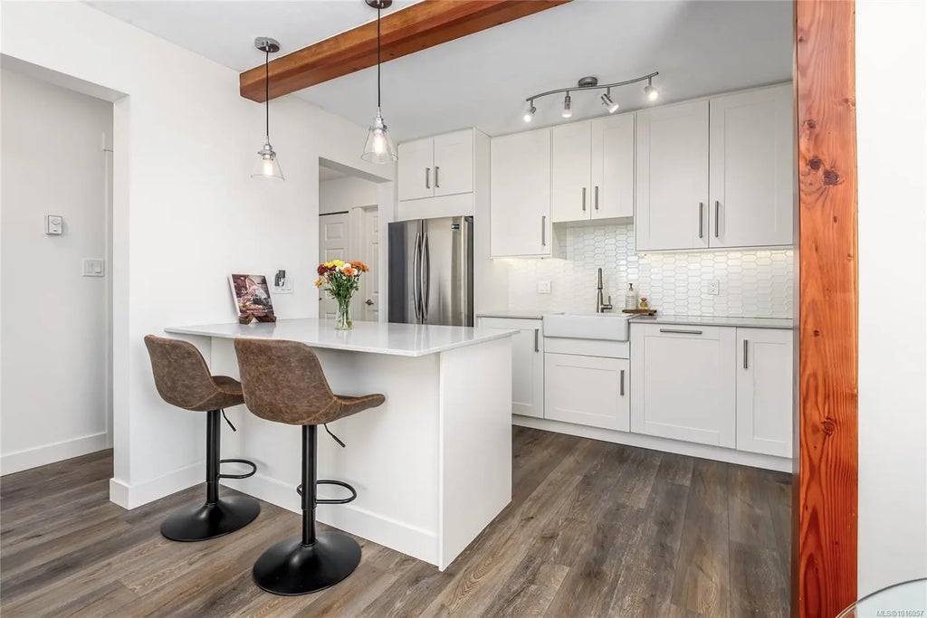 4685 Alderwood Pl 304, Courtenay