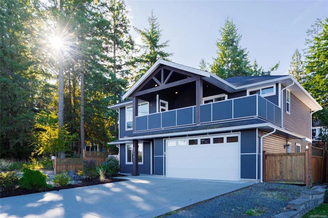 1 of 46 - 5791 Vanderneuk Rd, Nanaimo, BC