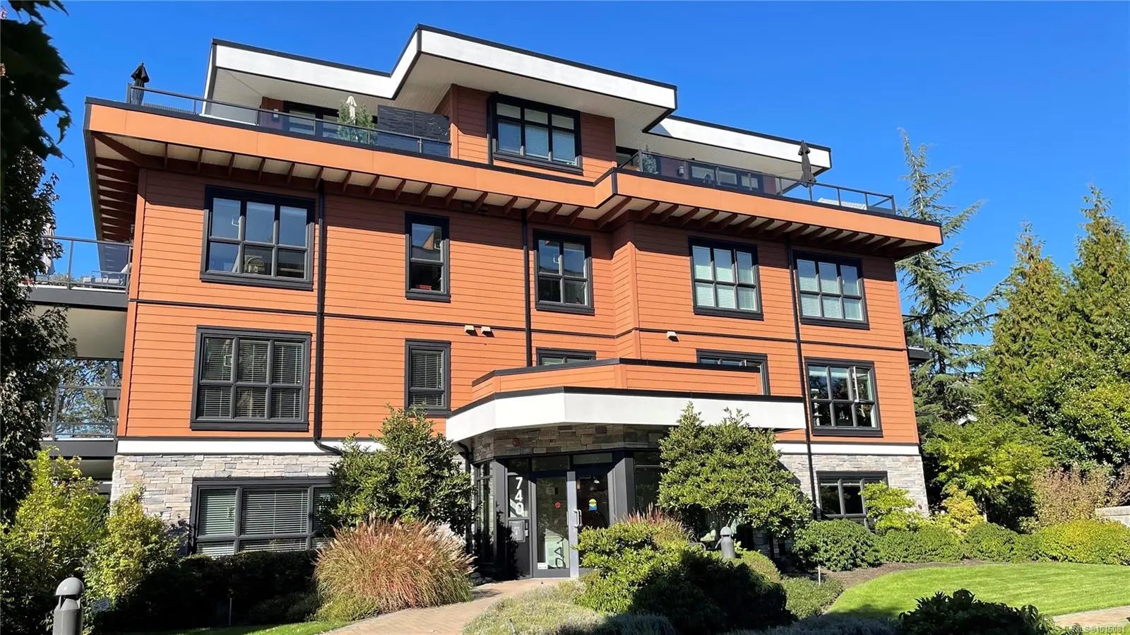 Saanich Homes for Sale in the neighborhood of TRAVINO PARK in the Zipcode of V8Z 0E2