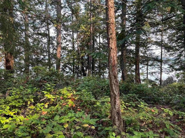 3 of 8 - Lot 2 North End Rd, Salt Spring, BC
