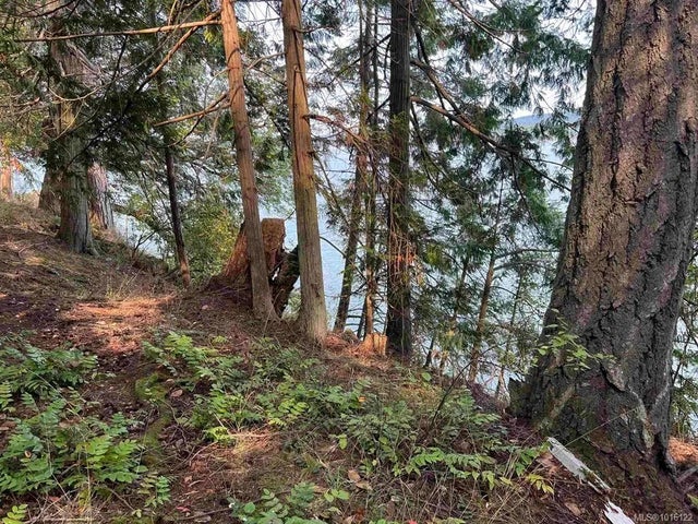 5 of 8 - Lot 2 North End Rd, Salt Spring, BC