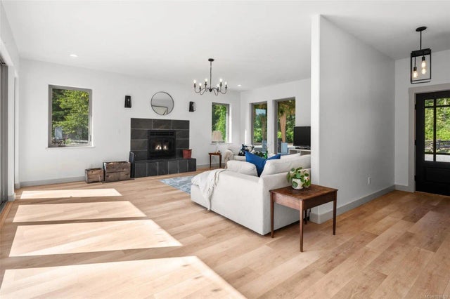 2 of 61 - 3700 Hankins Rd, Duncan, BC