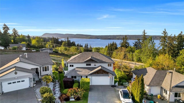 1 of 54 - 517 Louise Rd, Ladysmith, BC