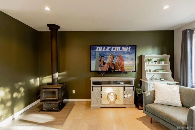 4 of 48 - 1301 Pine Rd, Ucluelet, BC