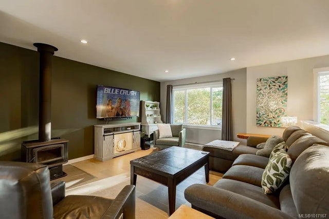 5 of 48 - 1301 Pine Rd, Ucluelet, BC