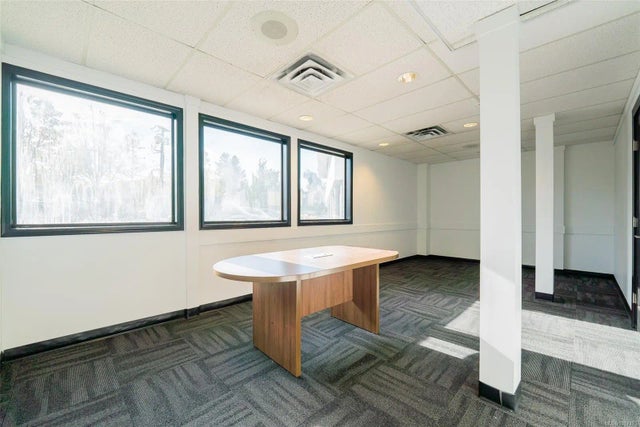 4 of 11 - 154 Memorial Ave 100b, Parksville, BC