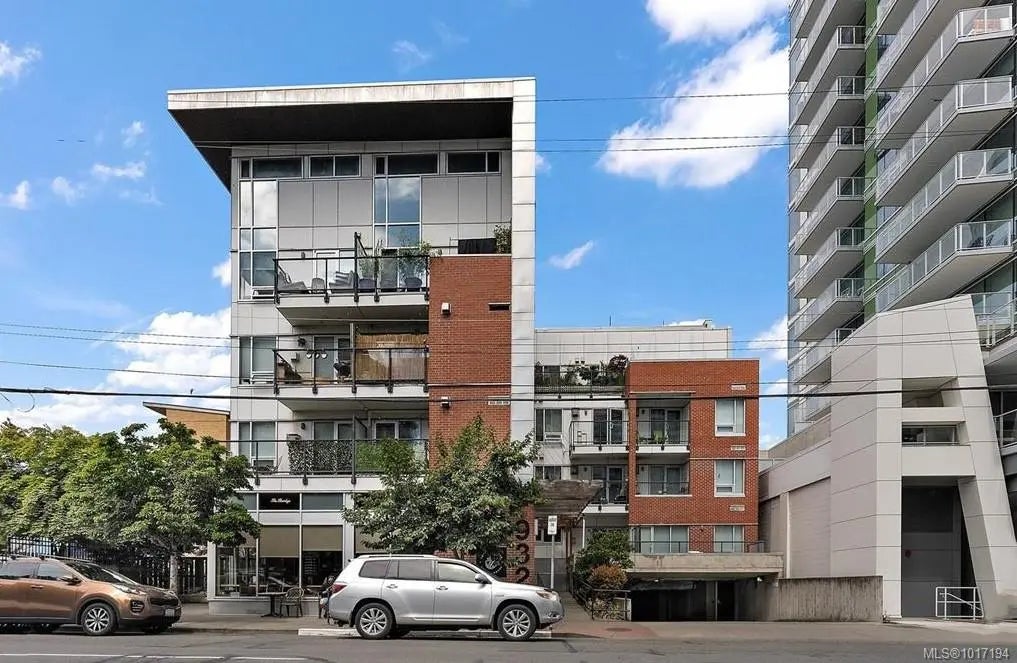 Victoria Real Estate - MLS # 1017194, Residential real estate for Sale in The Urban, MLS Listings # 1017194