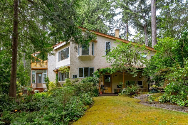 2 of 58 - 3293 Mcguire Way, Ladysmith, BC