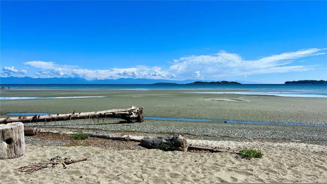 2 of 62 - 1175 Resort Dr 52, Parksville, BC