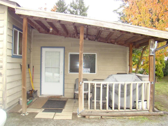 3 of 5 - 2987 105th St, Nanaimo, BC