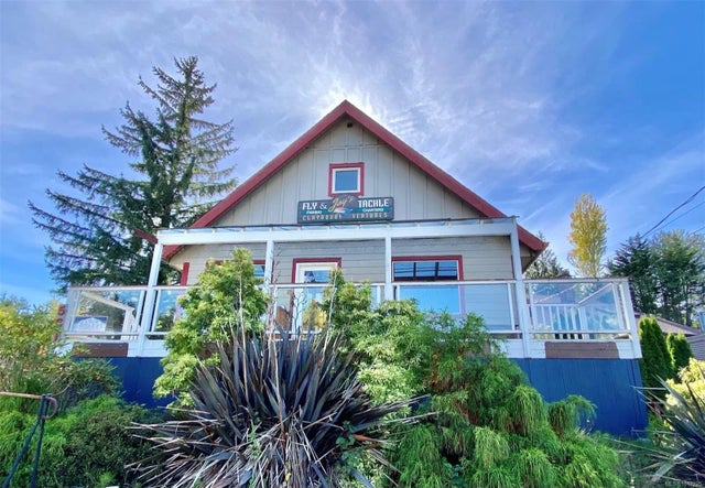 5 of 19 - 561 Campbell St, Tofino, BC