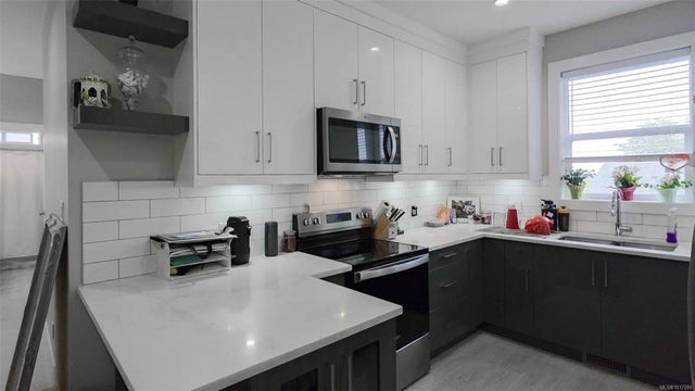 3 of 28 - 2149 Salmon Rd, Nanaimo, BC