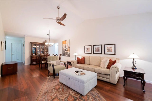 2 of 38 - 6120 Bellflower Way, Nanaimo, BC