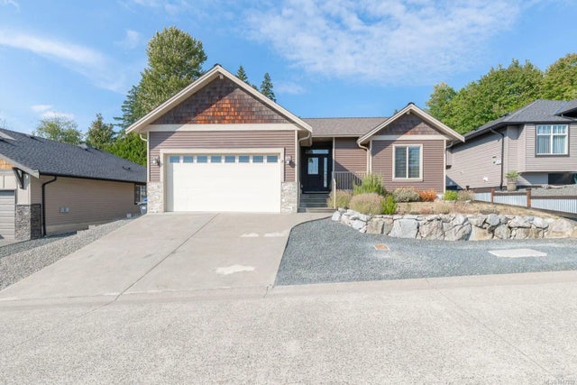 1 of 32 - 5450 Tomswood Rd 19, Port Alberni, BC