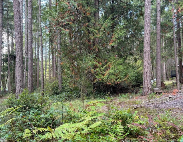 1 of 11 - 849 Mary Rd, Gabriola Island, BC