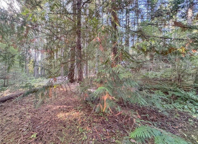 4 of 11 - 849 Mary Rd, Gabriola Island, BC