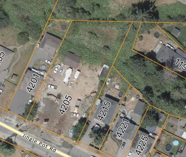 2 of 11 - (lt 3) 4205 Jingle Pot Rd, Nanaimo, BC