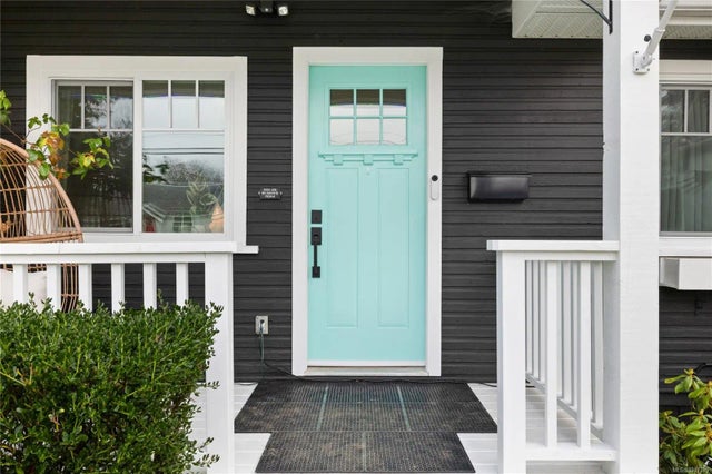 2 of 38 - 476 Howard Ave, Duncan, BC