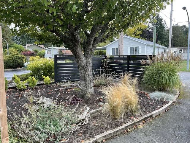 3 of 27 - 129 Meridian Way 19, Parksville, BC