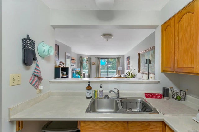 4 of 33 - 30 Cavan St 406, Nanaimo, BC