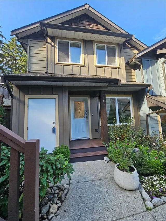 1 of 34 - 1141 2nd Ave 1, Ladysmith, BC
