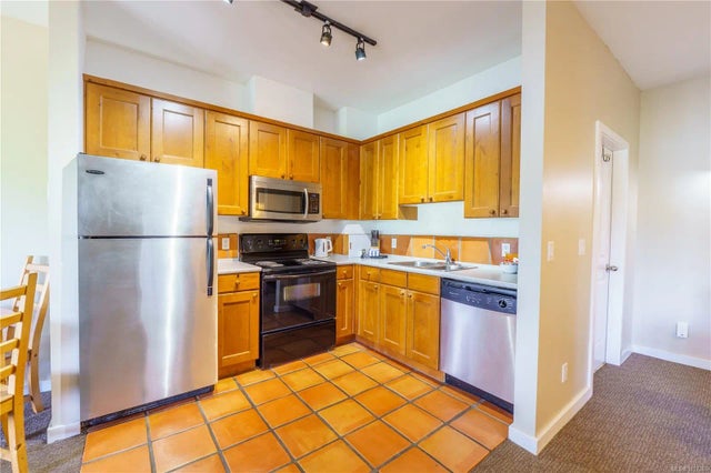 5 of 24 - 1971 Harbour Dr 507, Ucluelet, BC